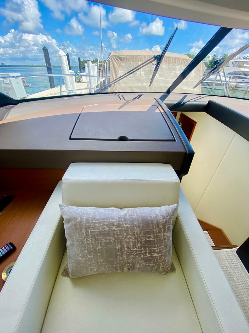 2015 Prestige 500 - Image 68