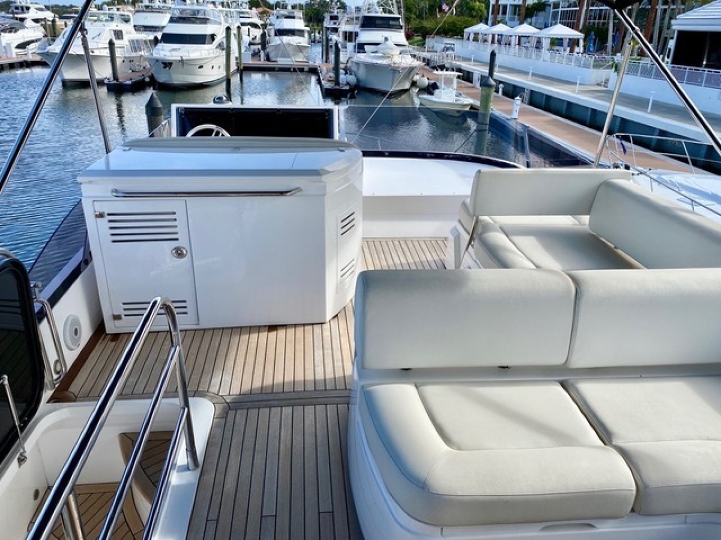 2015 Sunseeker Manhattan 55 - Image 9