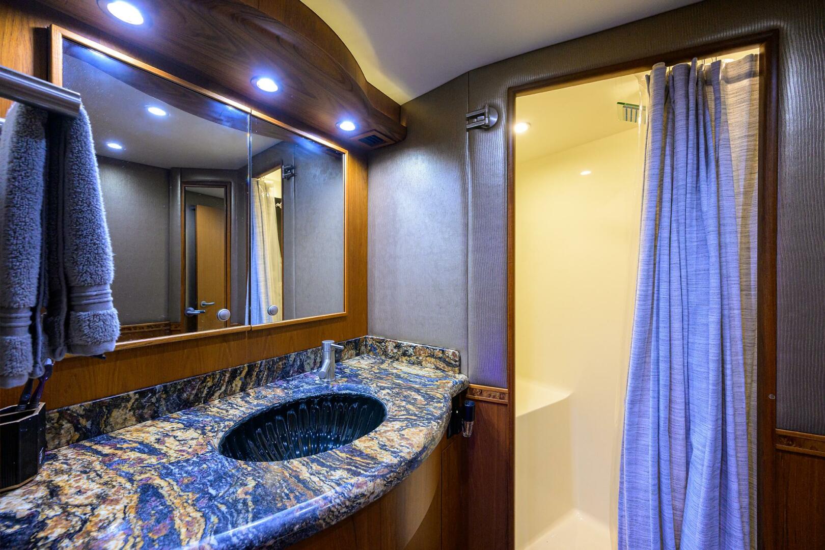 2020 VIKING VIKING 61 Convertible Base - Image 45