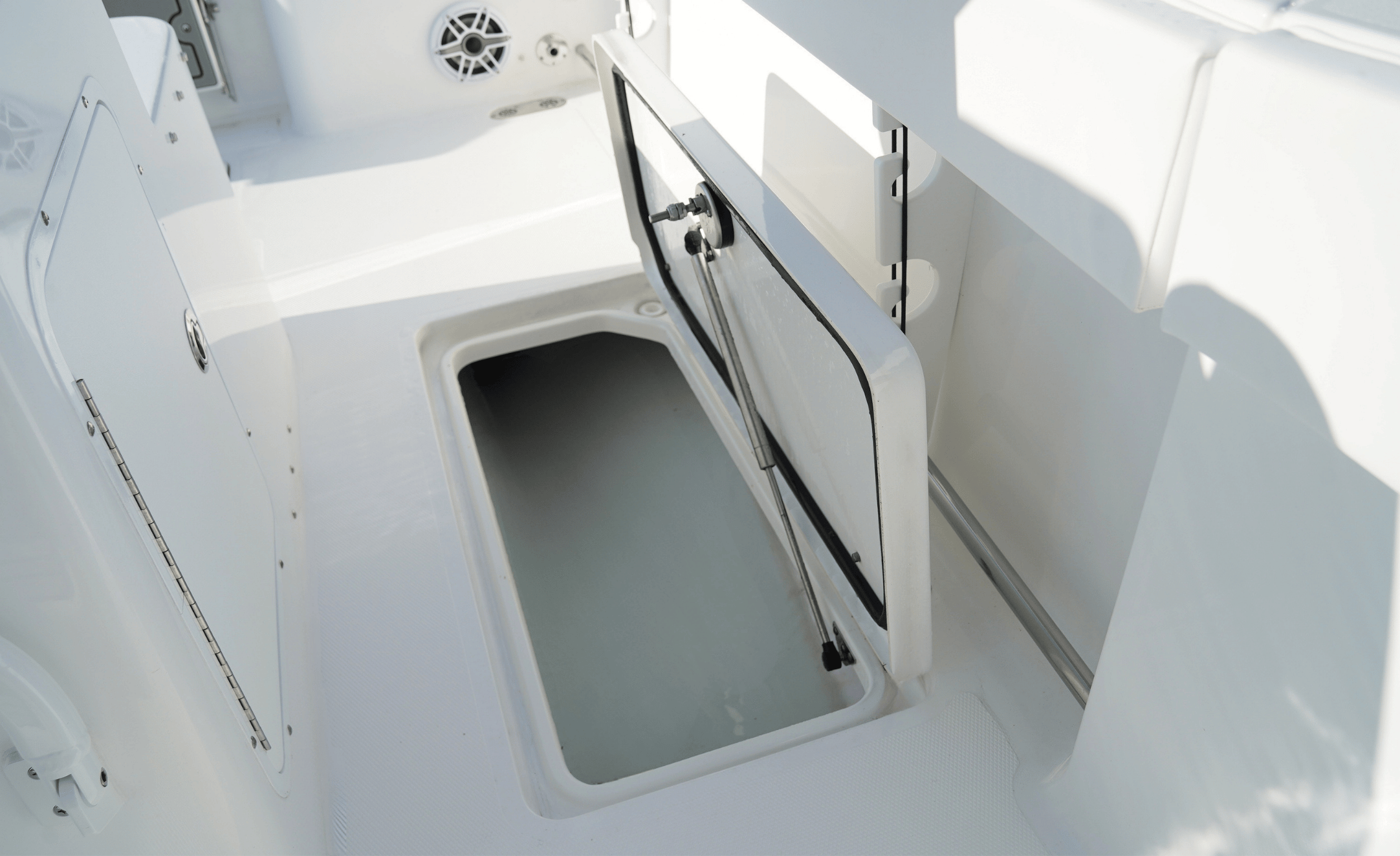 2027 SEA HUNT GAMEFISH 28FS - Image 36