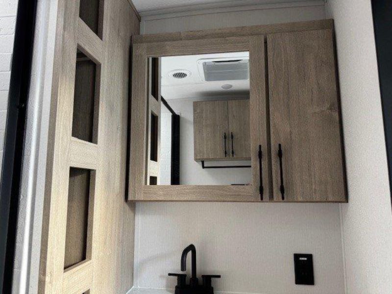 2026 Grand Design Imagine 2670MK - Image 22