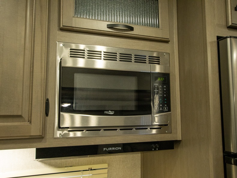 2023 Coachmen Chaparral Lite 25RE - Image 11