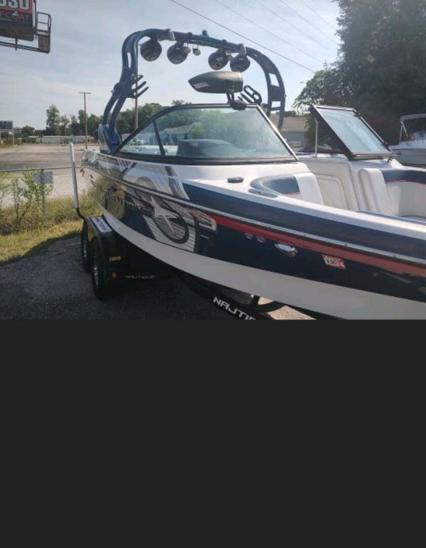 2013 Nautique - Image 2