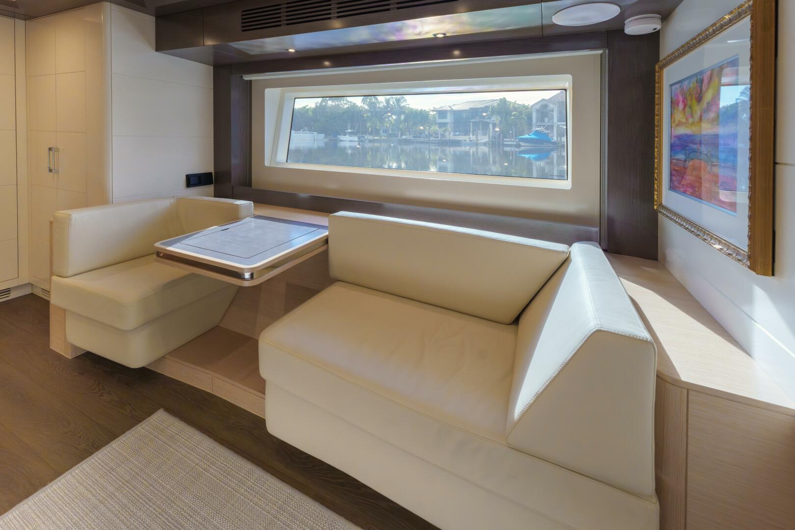 2020 Sirena 64 - Image 25