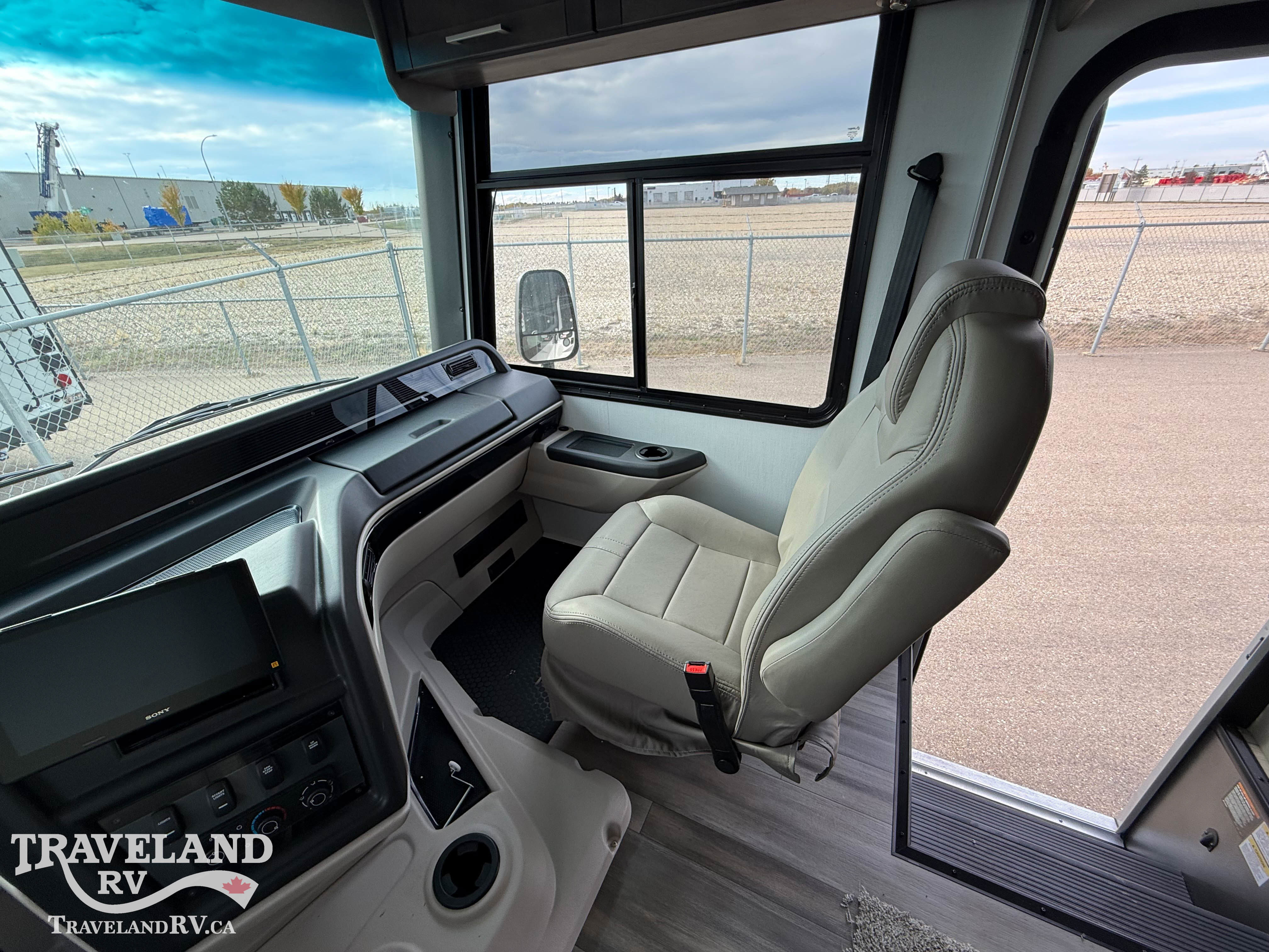 2026 Entegra Coach Vision 29S - Image 12