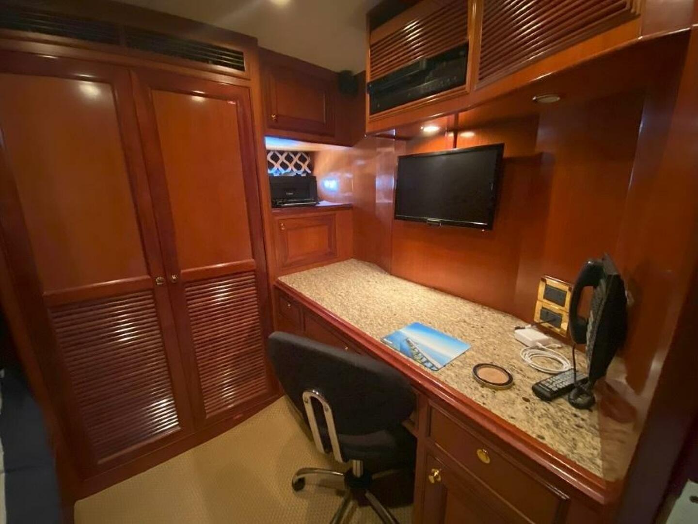 2005 Offshore Yachts - Image 26