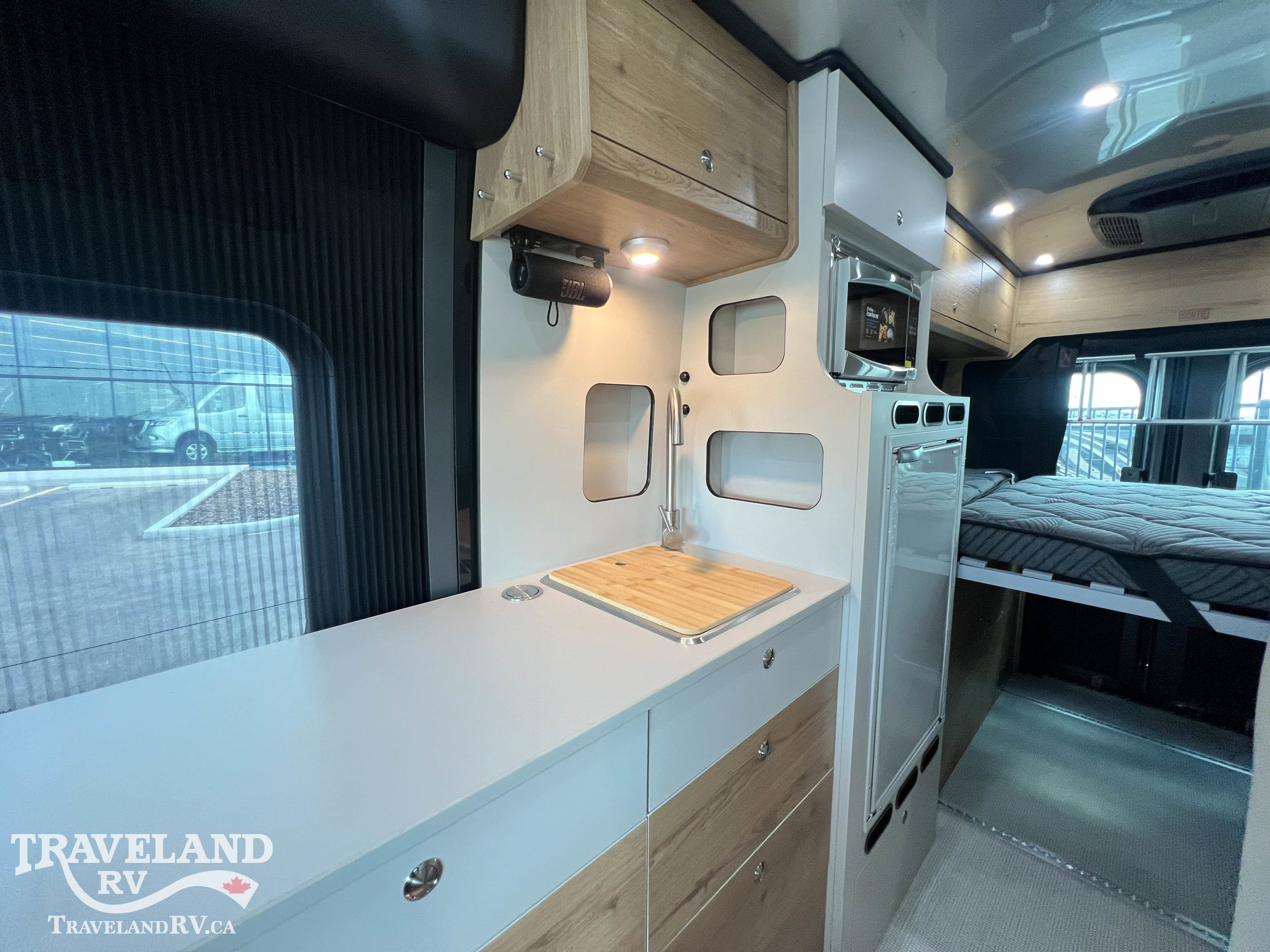 2026 Airstream Rangeline Base - Image 19