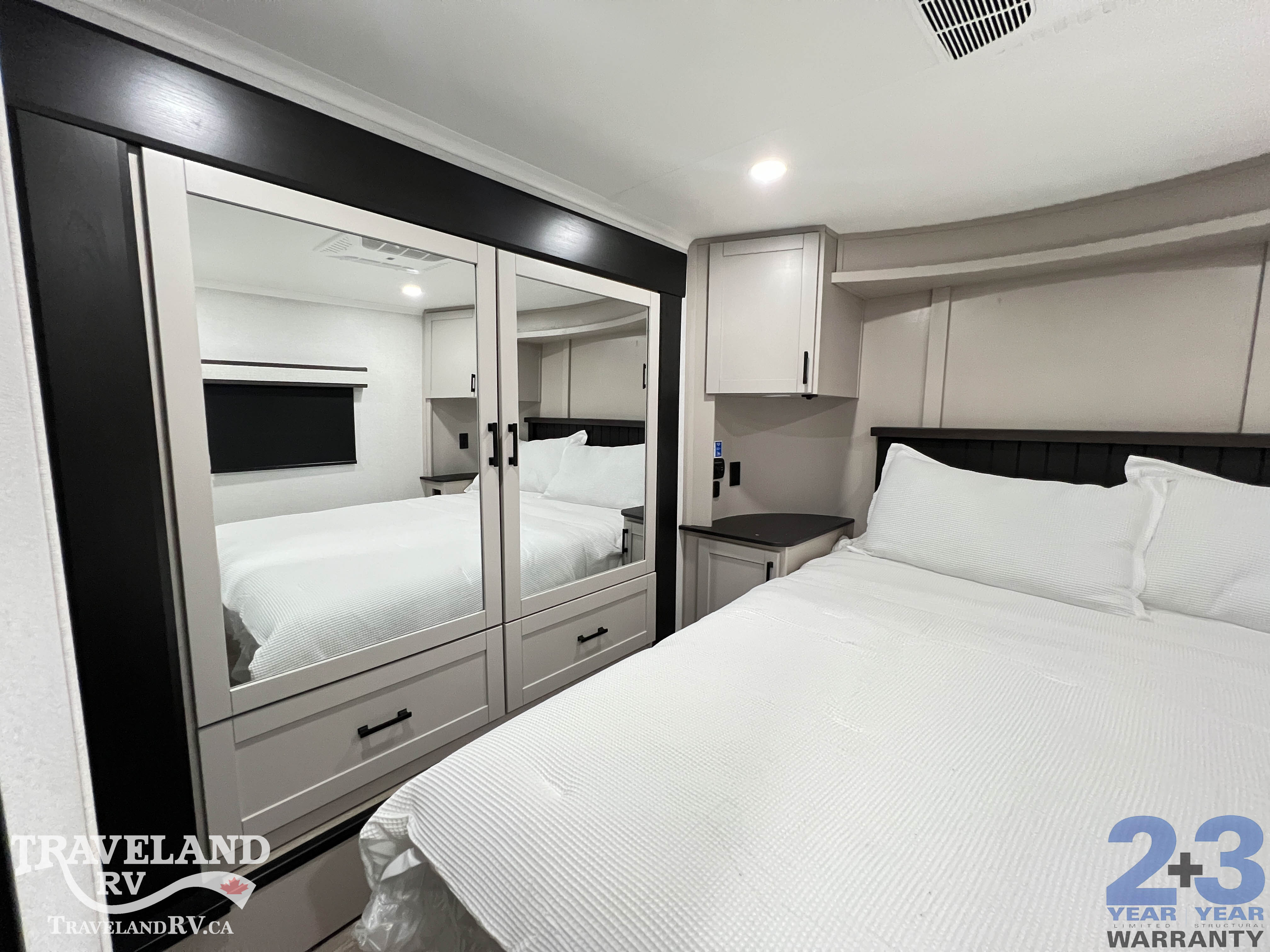2027 Jayco Seismic 359 - Image 36