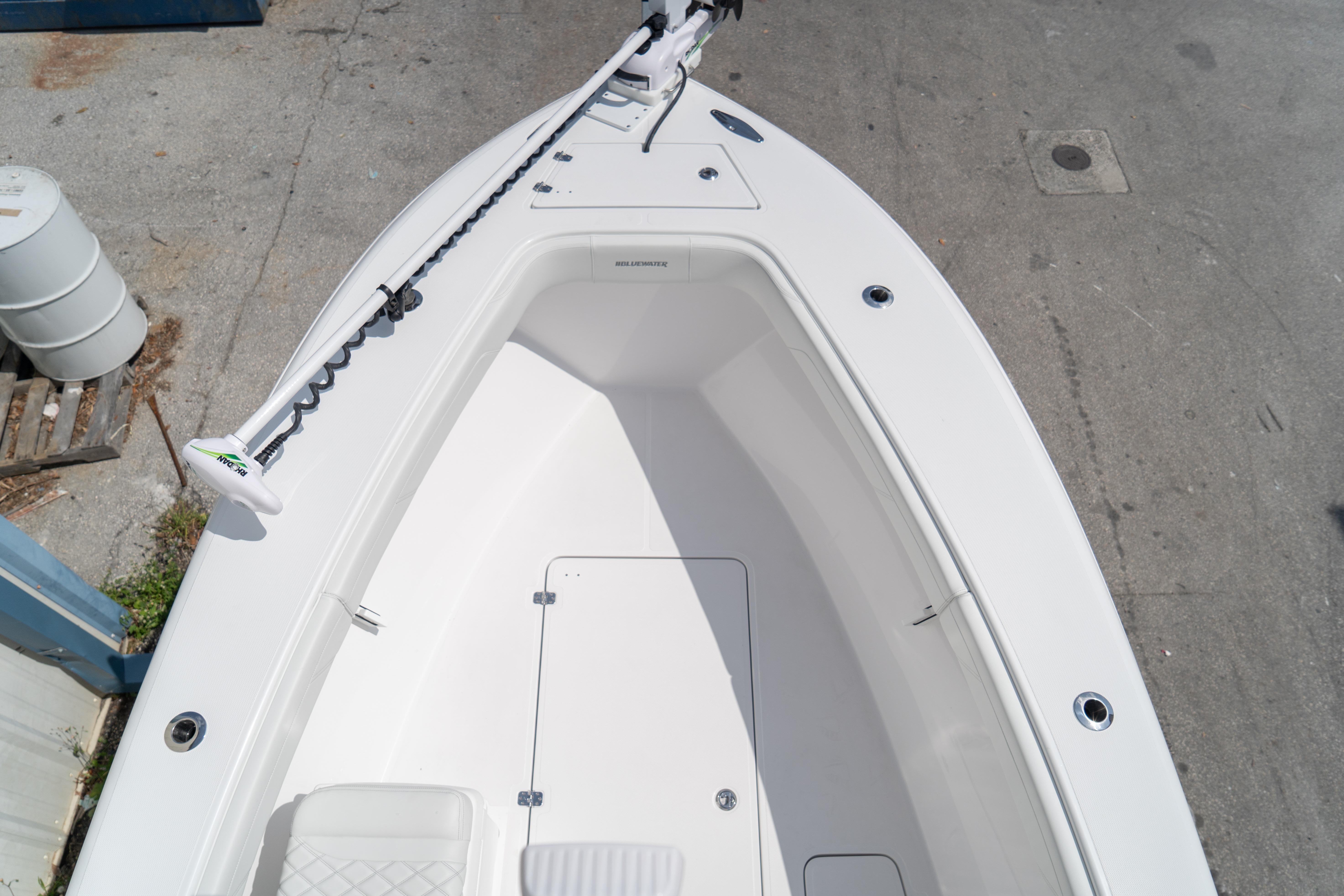 2027 Bluewater Sportfishing 23t - Image 17