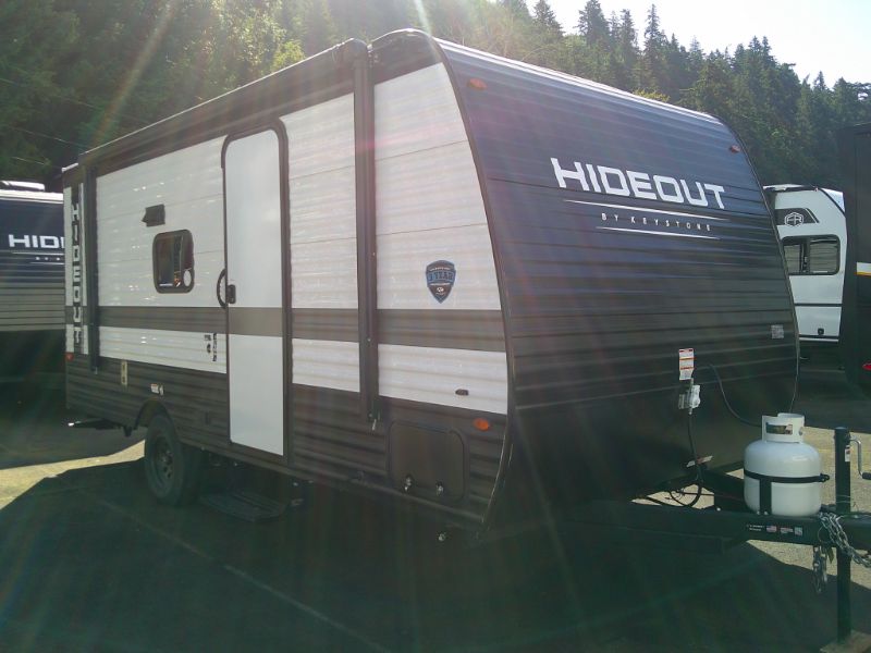 2025 Keystone Hideout Sport 176BH - Image 1