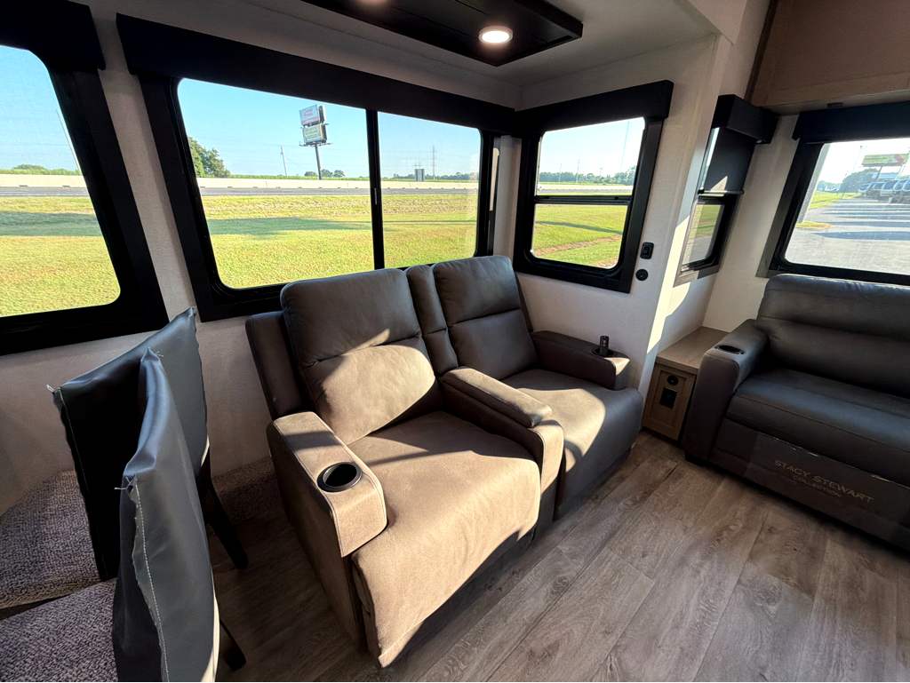 2027 JAYCO EAGLE 355MBQS - Image 15
