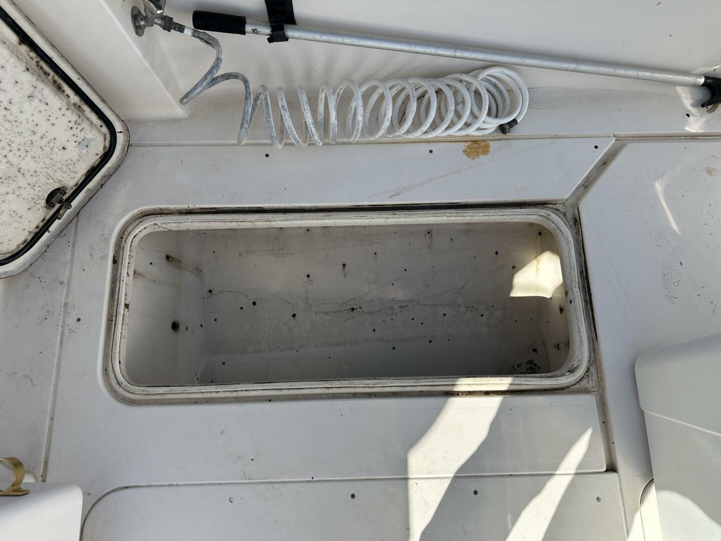 1994 Intrepid 376 Walkaround - Image 109