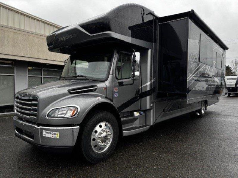 2026 Entegra Coach Accolade 37K - Image 2