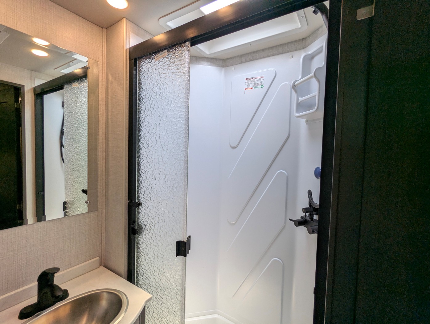 2026 Holiday Rambler Invicta 36Y - Image 27