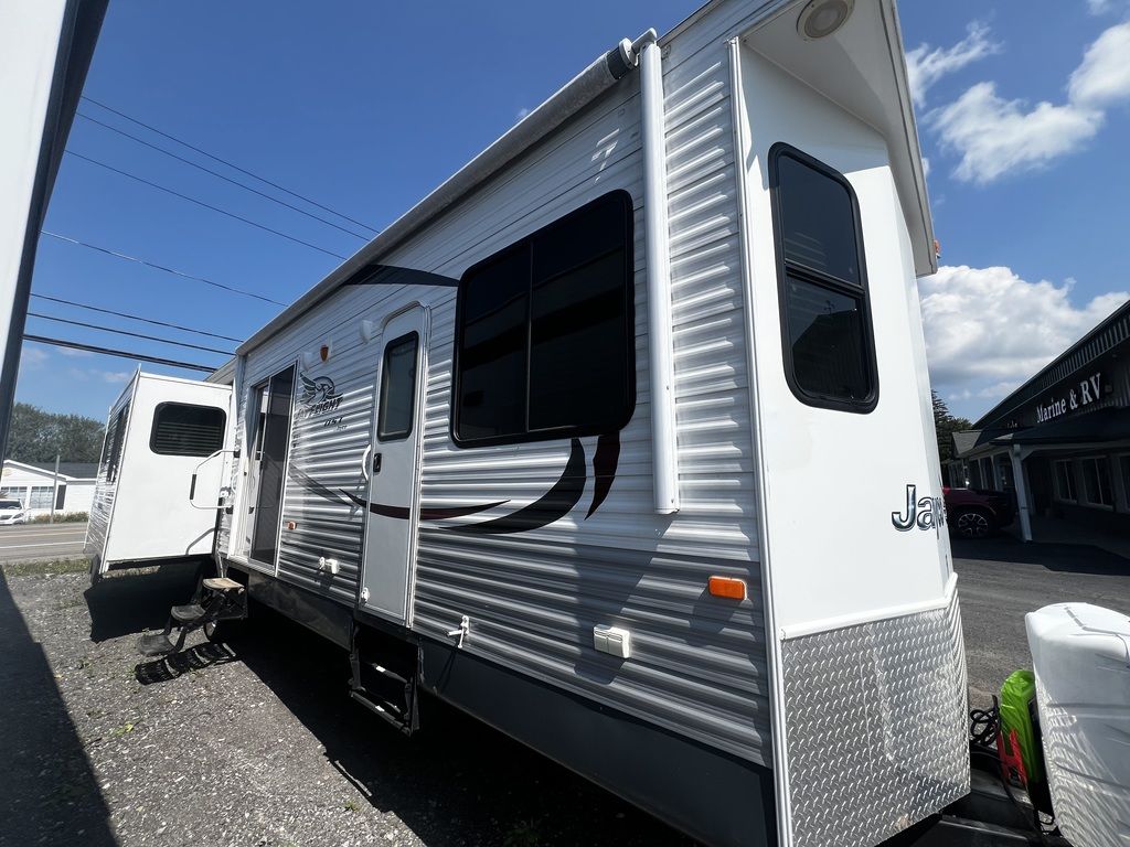 2015 Jayco 38RLTS - Image 1