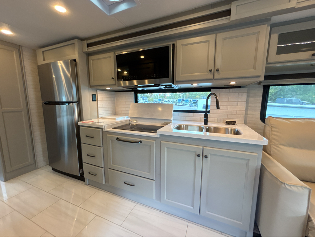 2026 TIFFIN ALLEGRO BAY 34 DB - Image 12