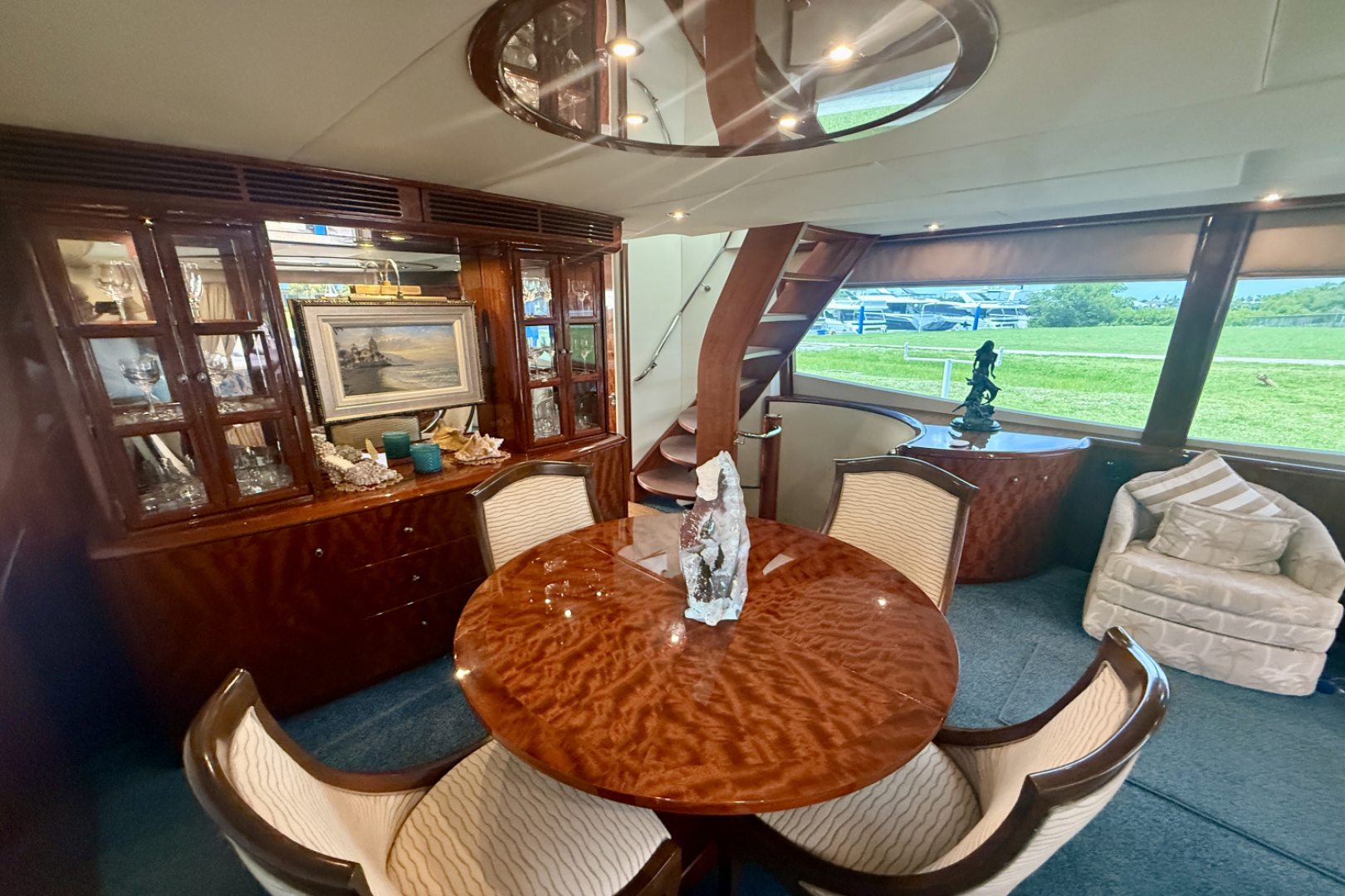 2005 68 FLYBRIDGE - Image 20