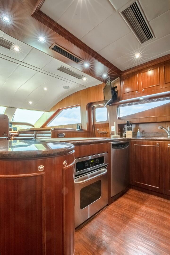2005 Horizon - Image 60