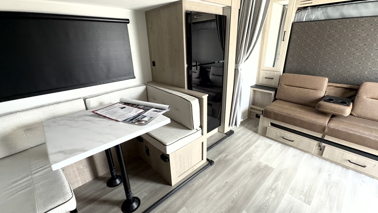 2026 GRAND DESIGN 21MBE - Image 32