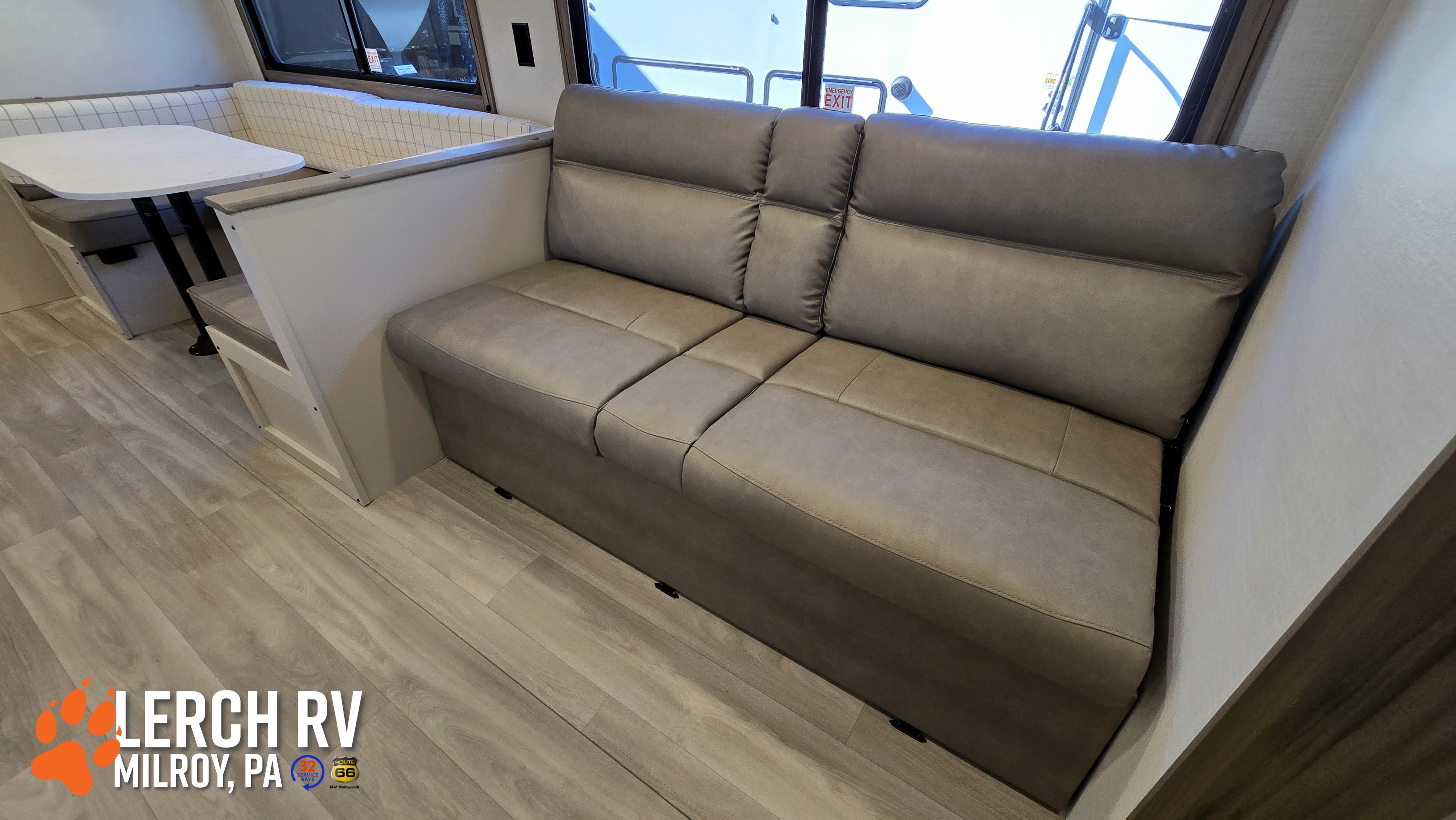 2027 KZ RV Sportsmen SE 332BHKSE - Image 10