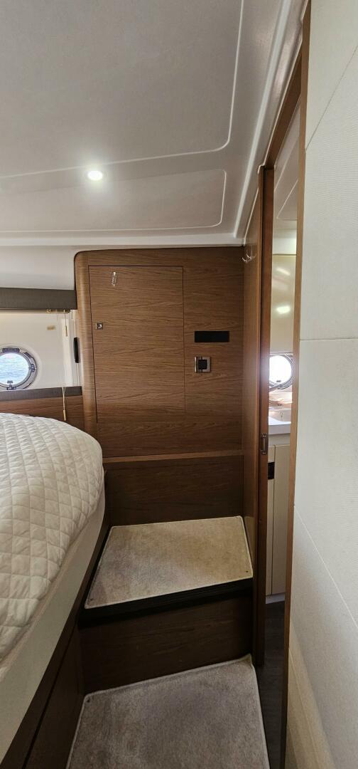 2015 Beneteau 38 Gran Tourismo - Image 24
