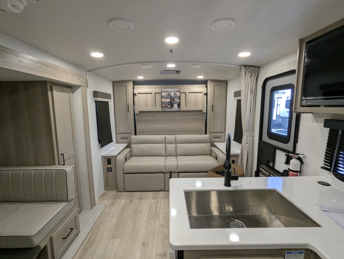2026 Forest River Rockwood Mini Lite 2214S - Image 18
