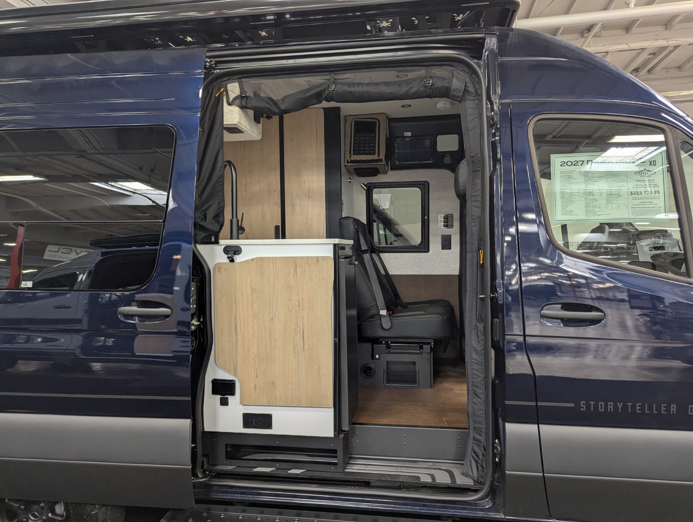 2027 Storyteller Overland Dark Mode XO - Image 17