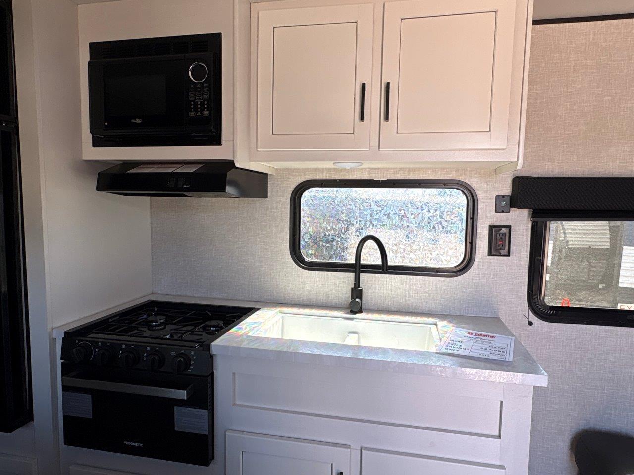 2024 Jayco Jay Flight SLX 260BHW - Image 9