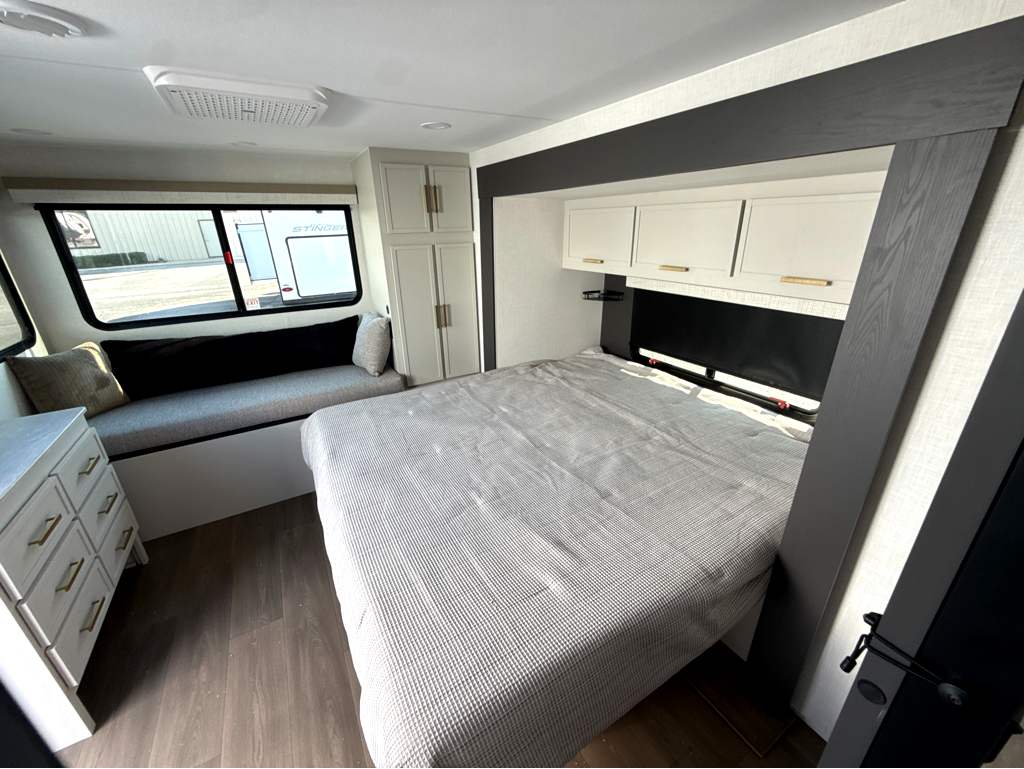 2027 VENTURE RV STRATUS 282VFD - Image 15