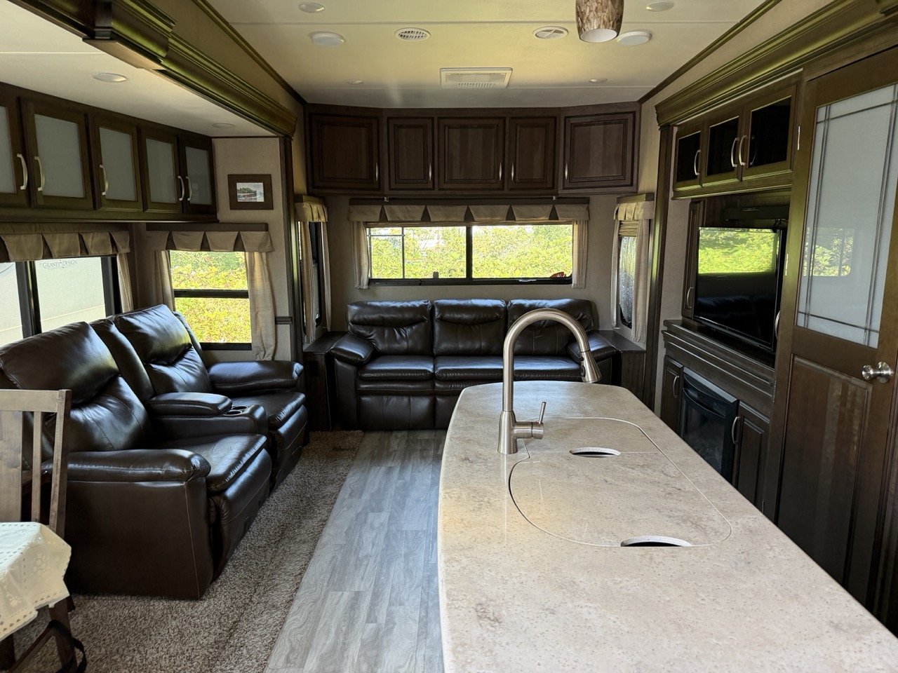 2016 Grand Design Solitude 369RL - Image 4