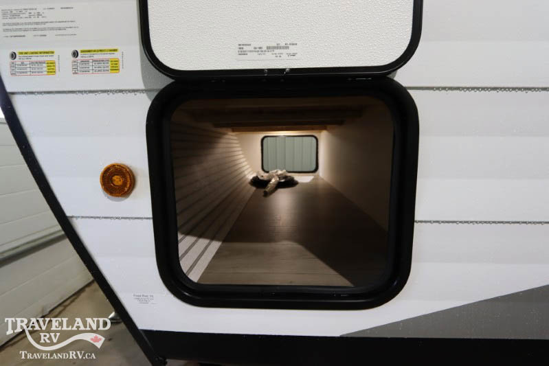2025 Coachmen Northern Spirit DLX 5320BEDS - Image 8
