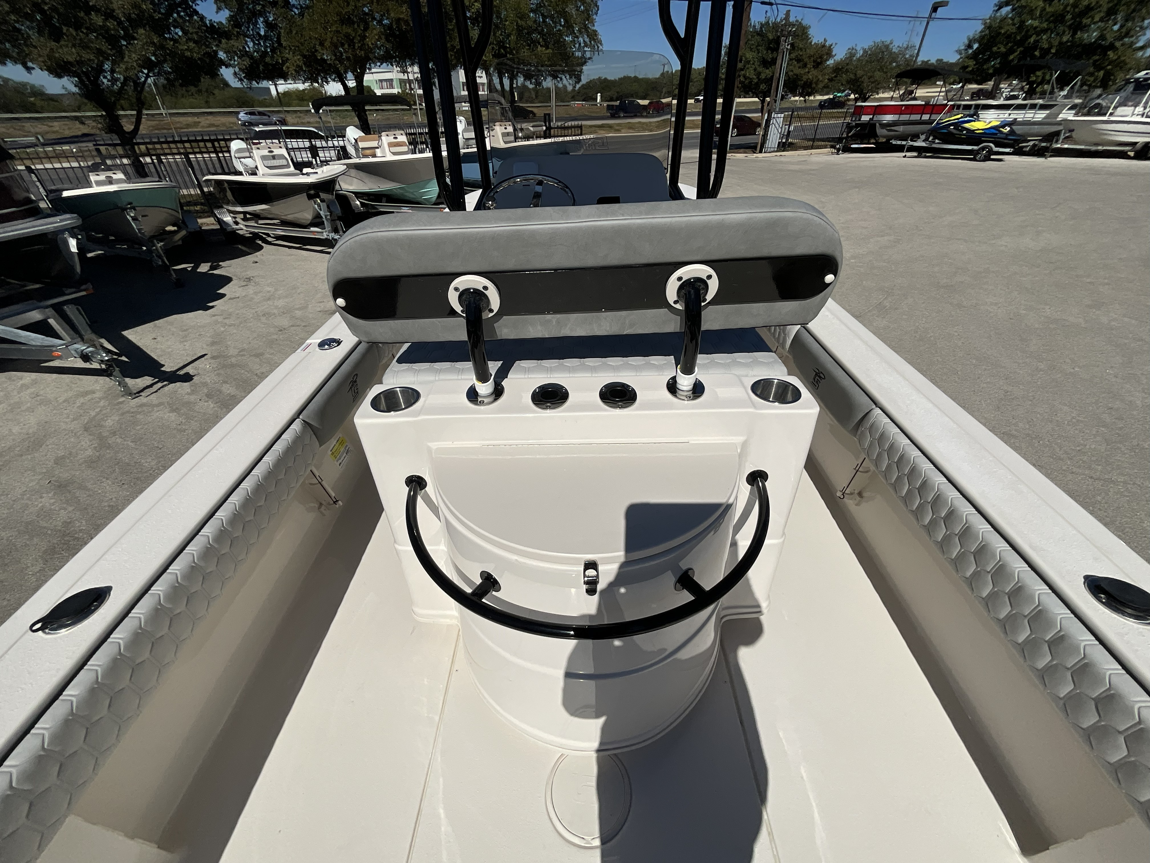 2026 Carolina Skiff 26 Ultra Elite - Image 11
