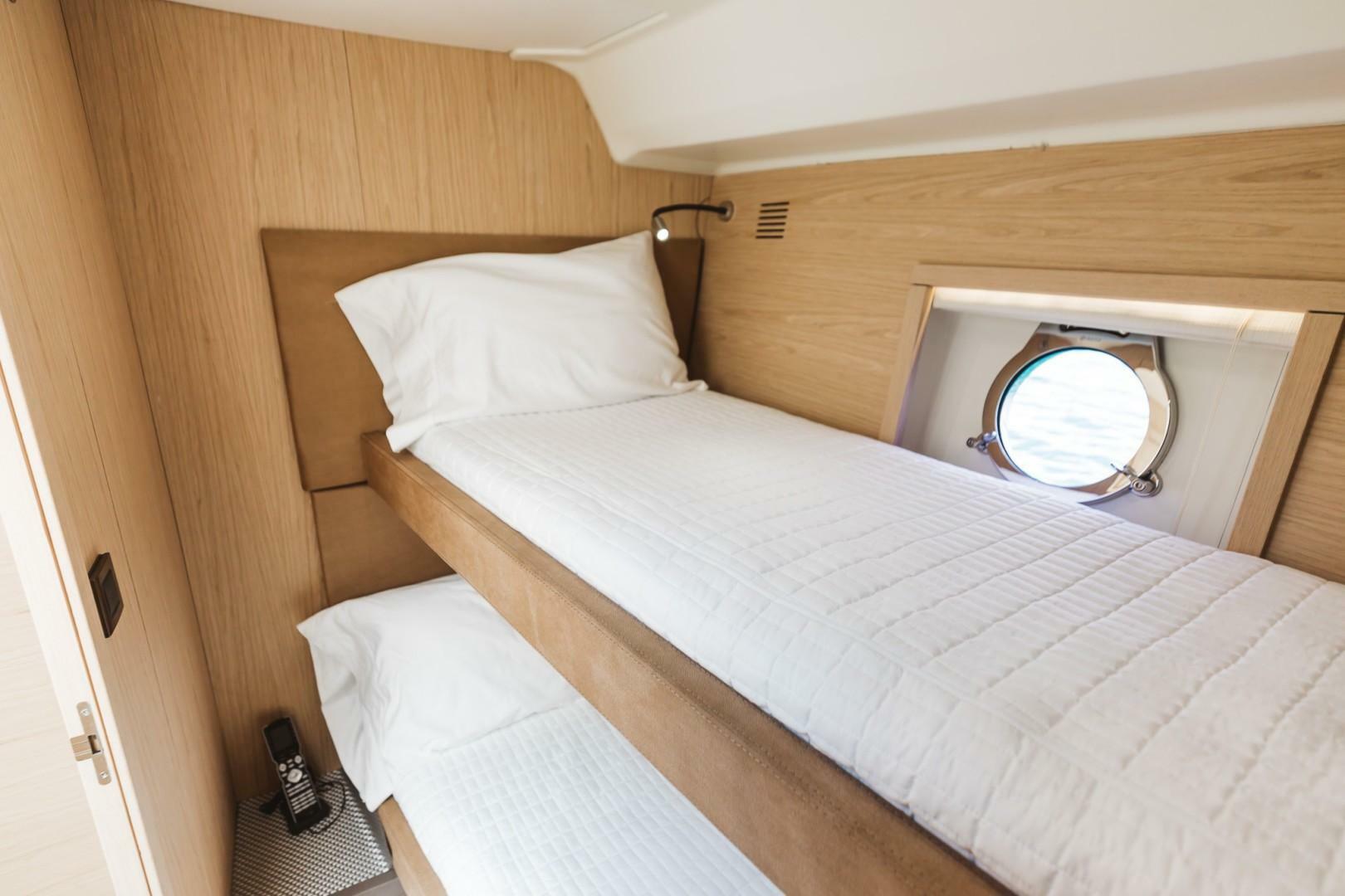 2015 Beneteau Monte Carlo 5 - Image 31
