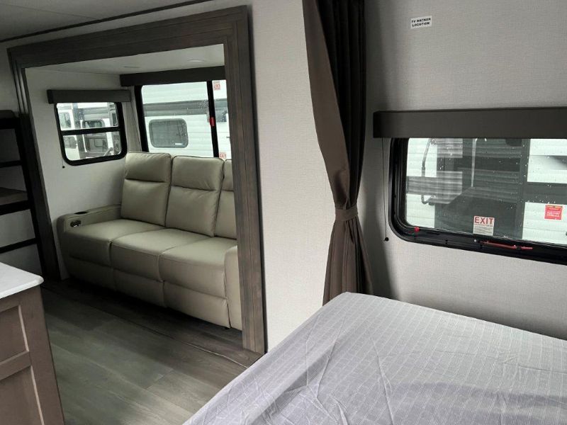 2026 Grand Design Transcend XPLOR 23BHX - Image 13