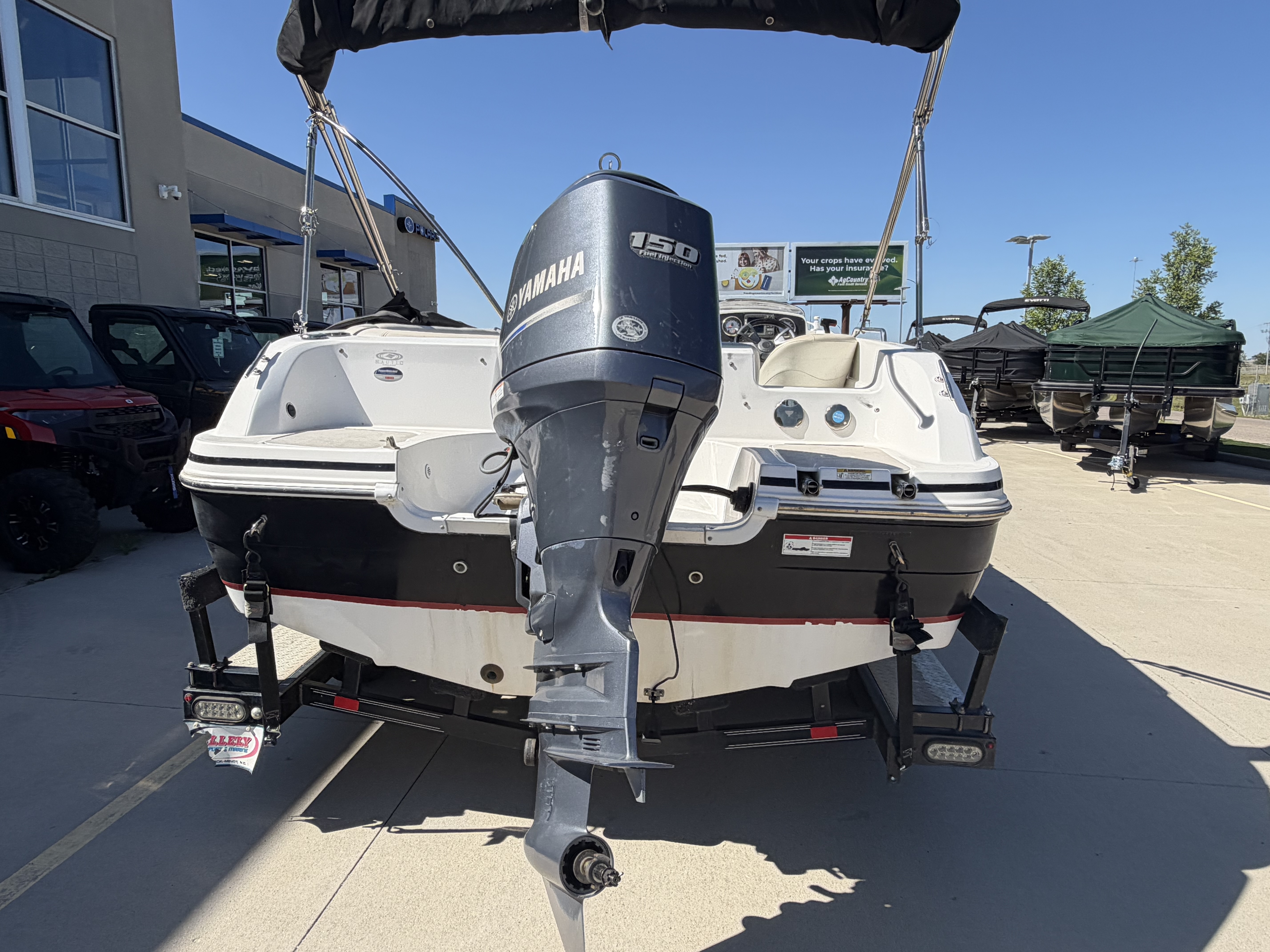 2014 Hurricane Sundeck 201 - Image 7