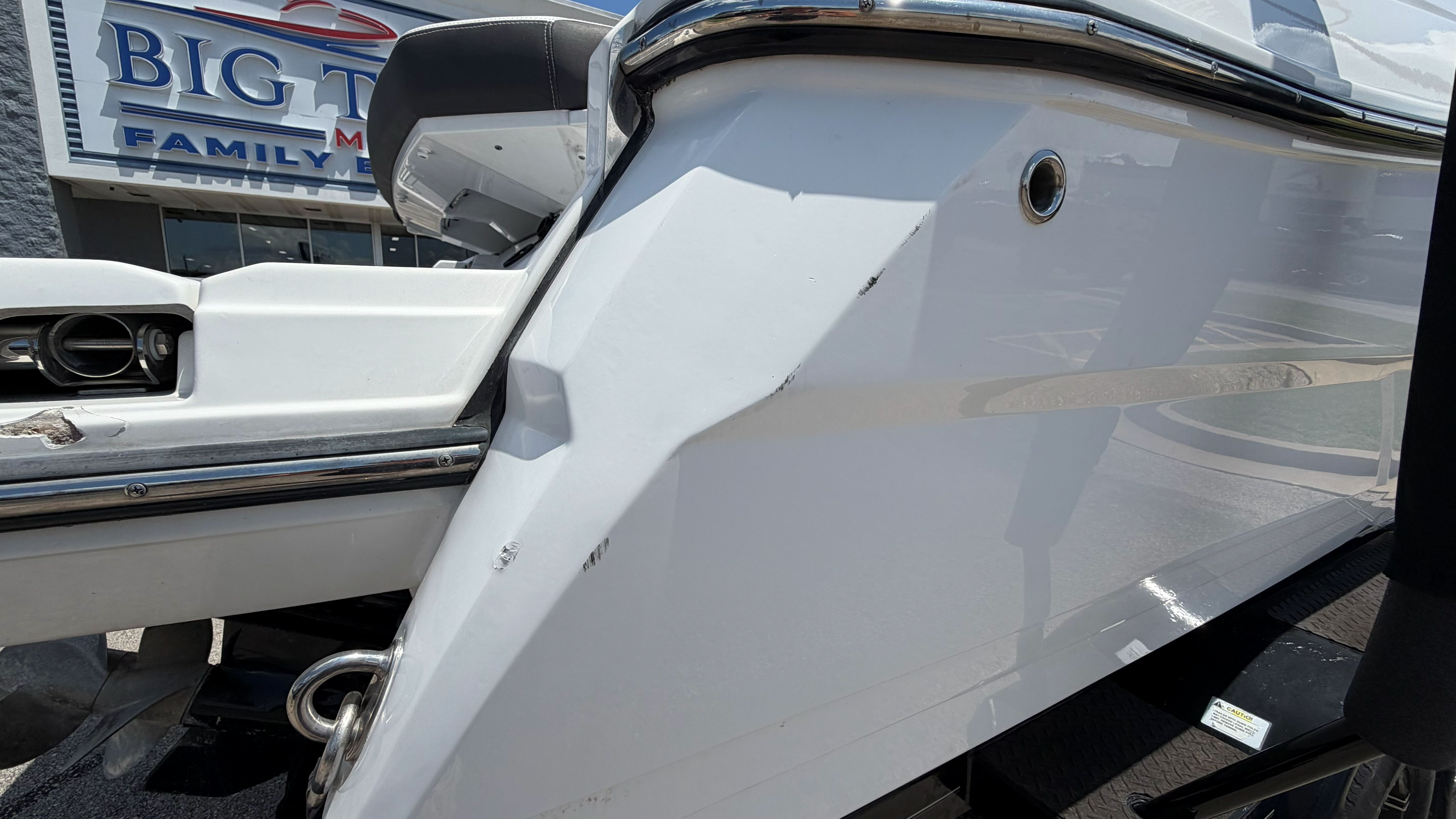 2023 Monterey 238 Super Sport - Image 8