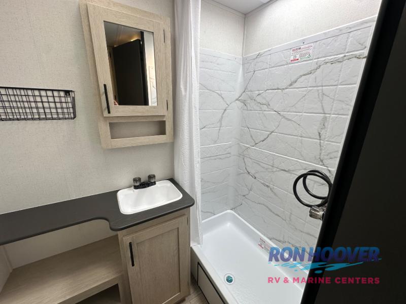 2026 COACHMEN 5320BEDS - Image 21
