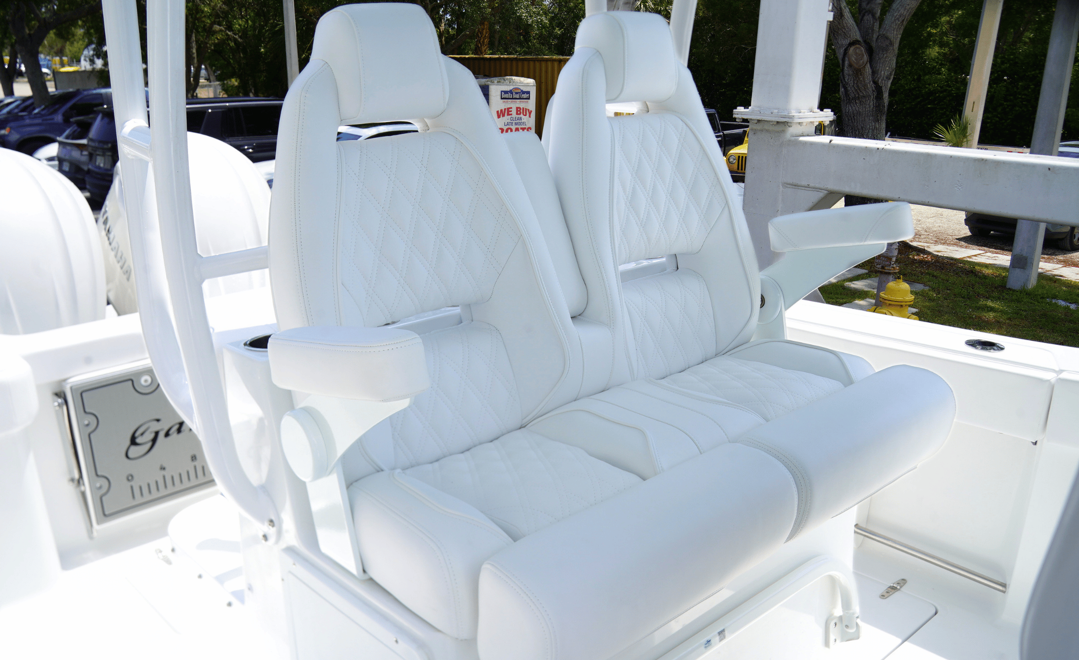 2027 SEA HUNT GAMEFISH 28CB - Image 37