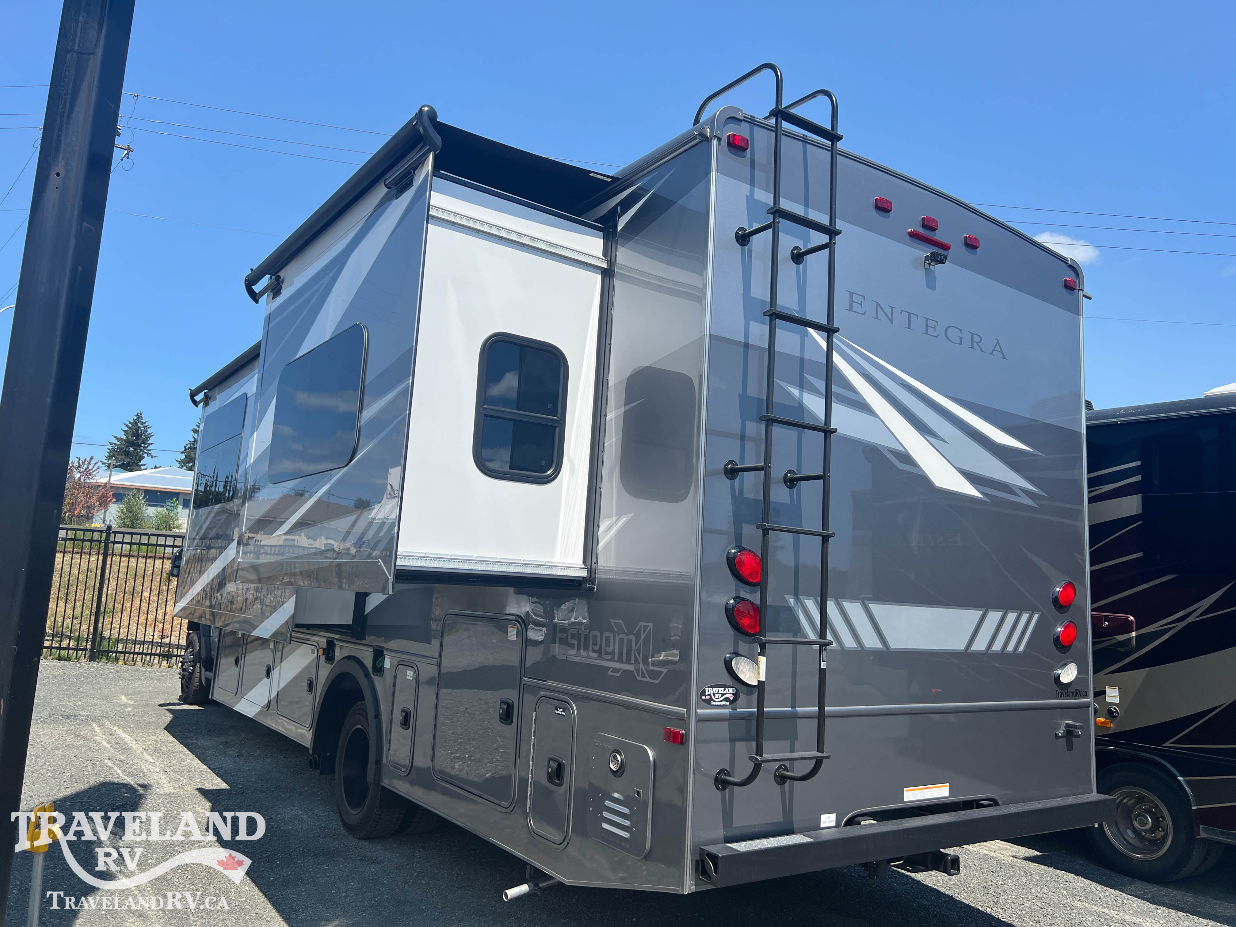 2027 Entegra Coach ESTEEM XL 32U - Image 7