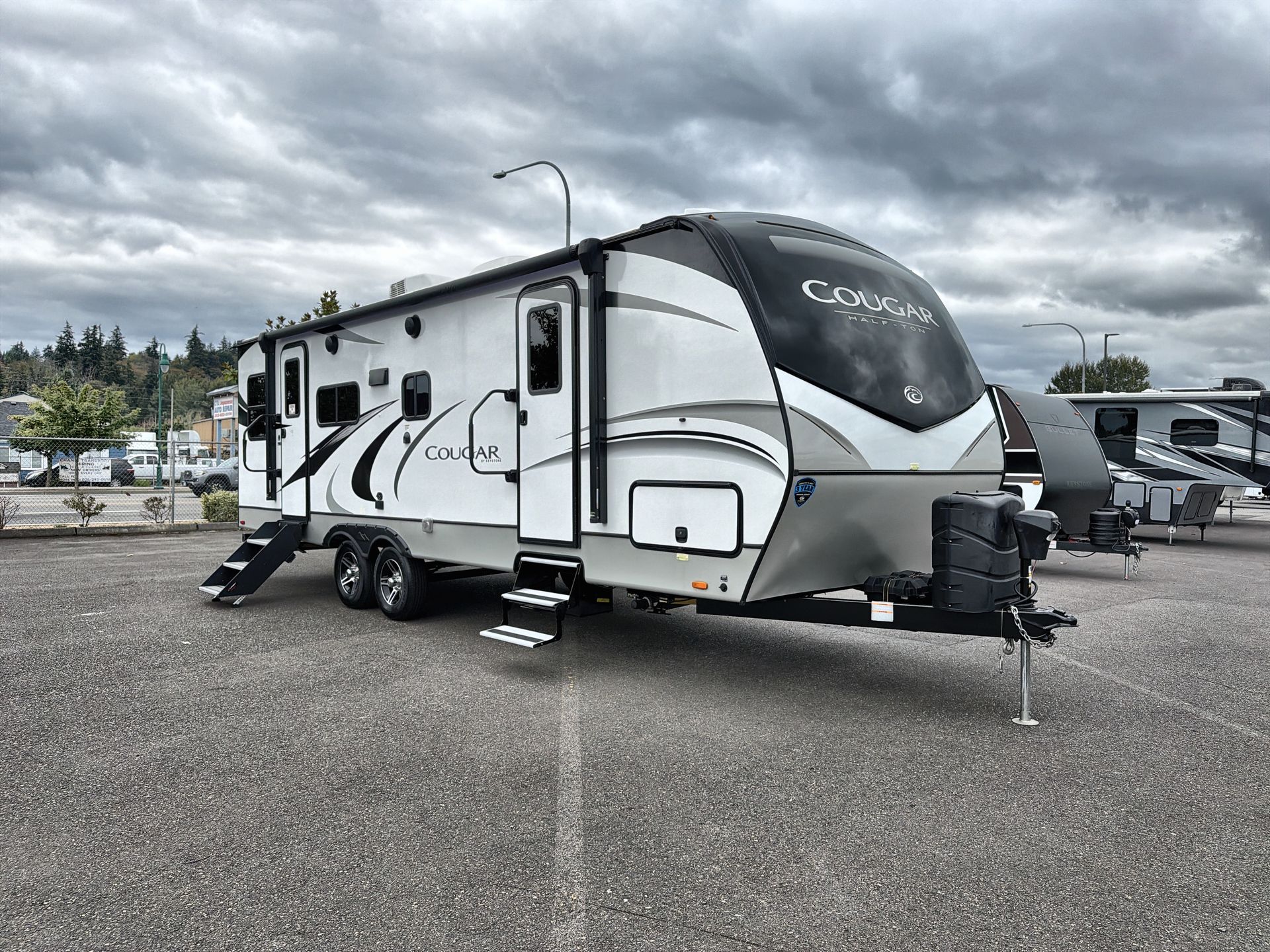 2022 Keystone Cougar Half Ton 25rds