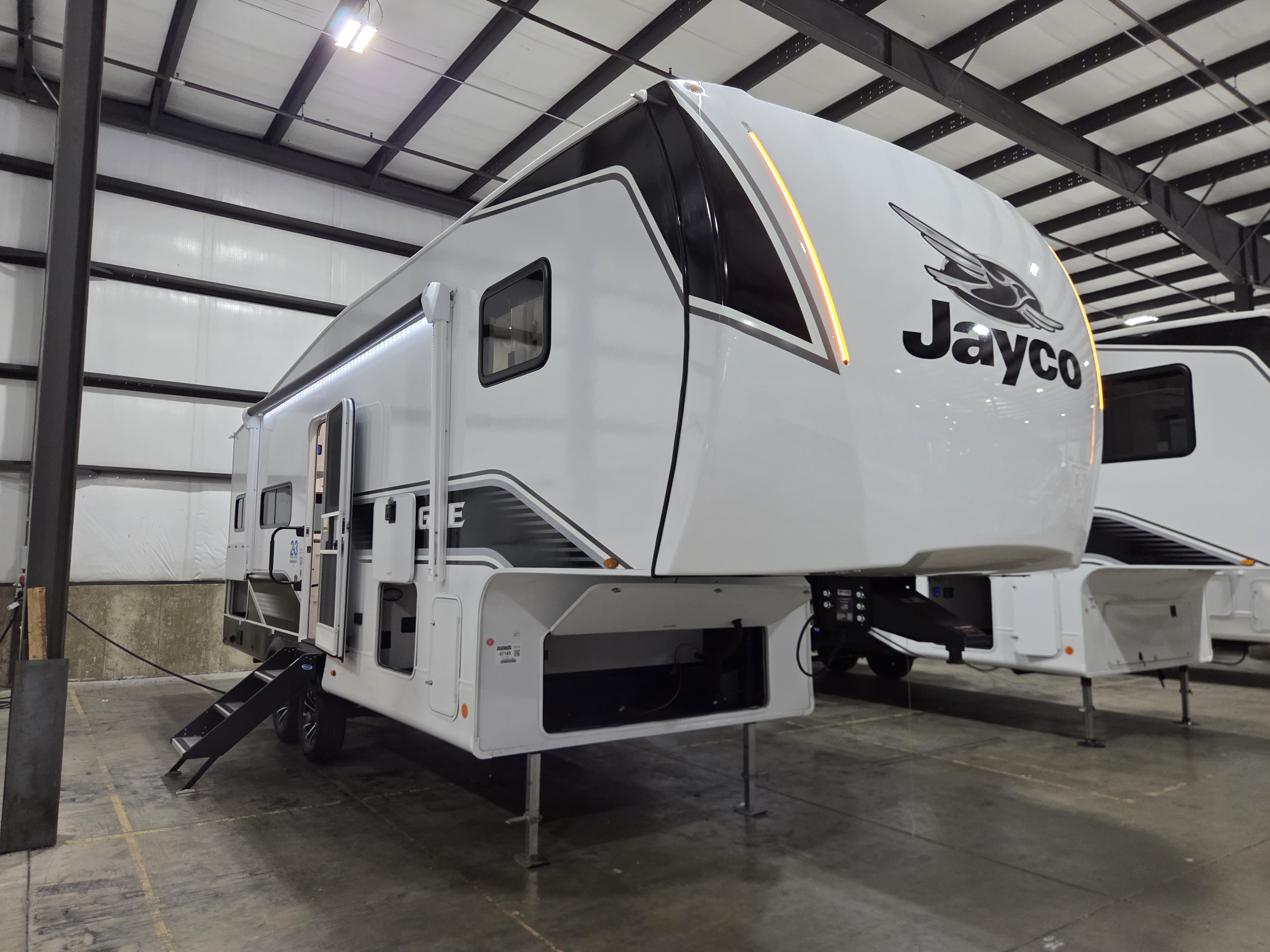 2026 Jayco Eagle SLE 24MLE - Image 1