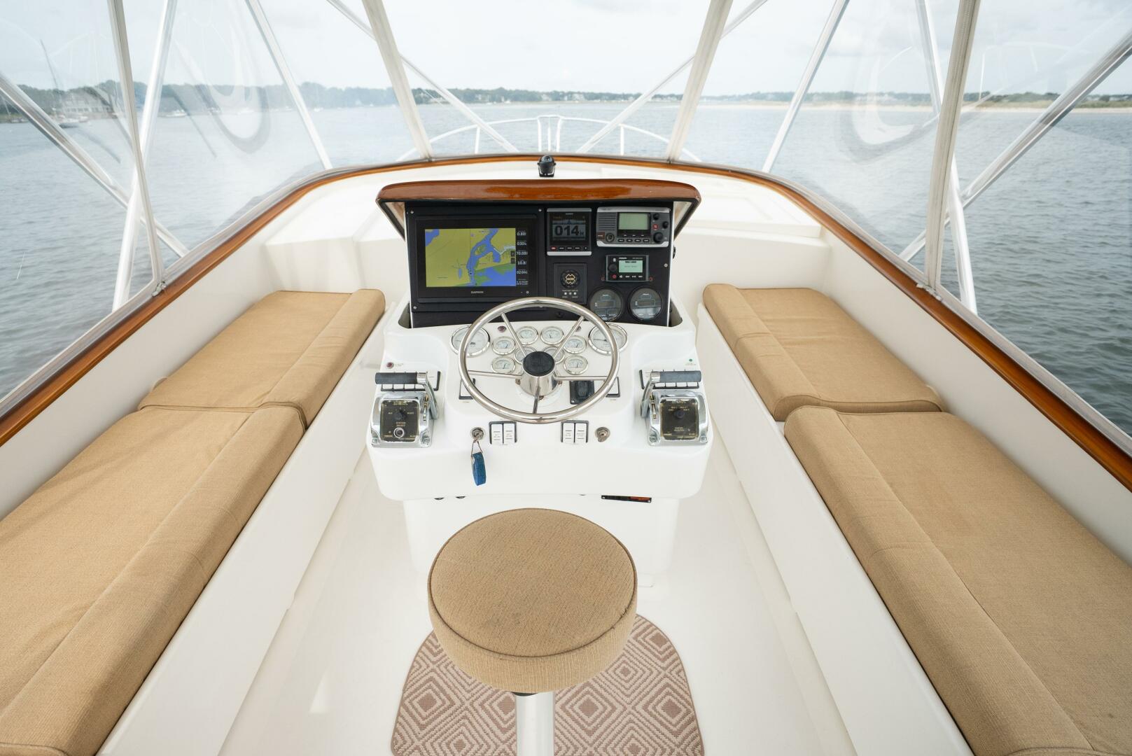 2004 Stolper 38 Express - Image 12