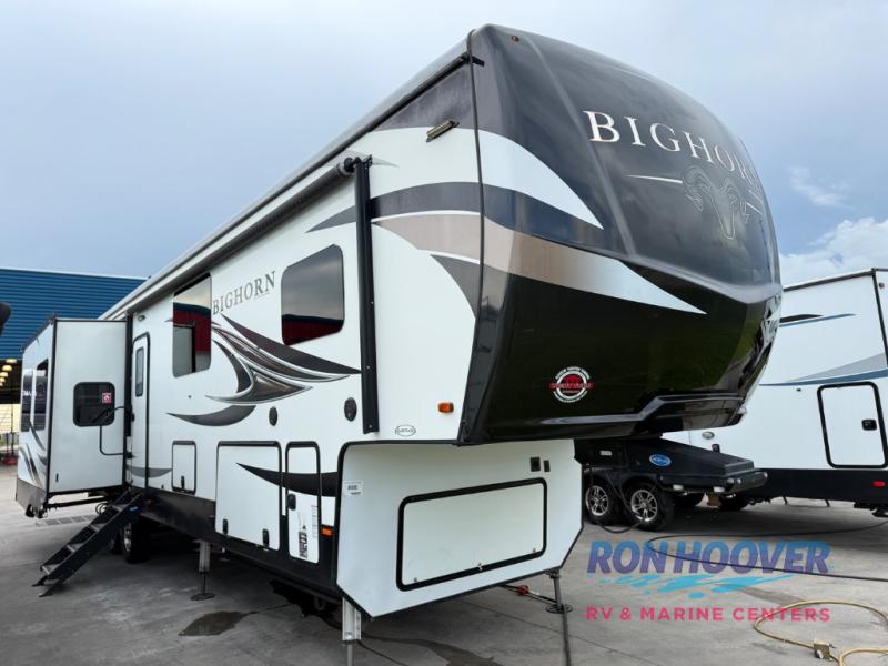 2019 HEARTLAND 3925MLP - Image 1