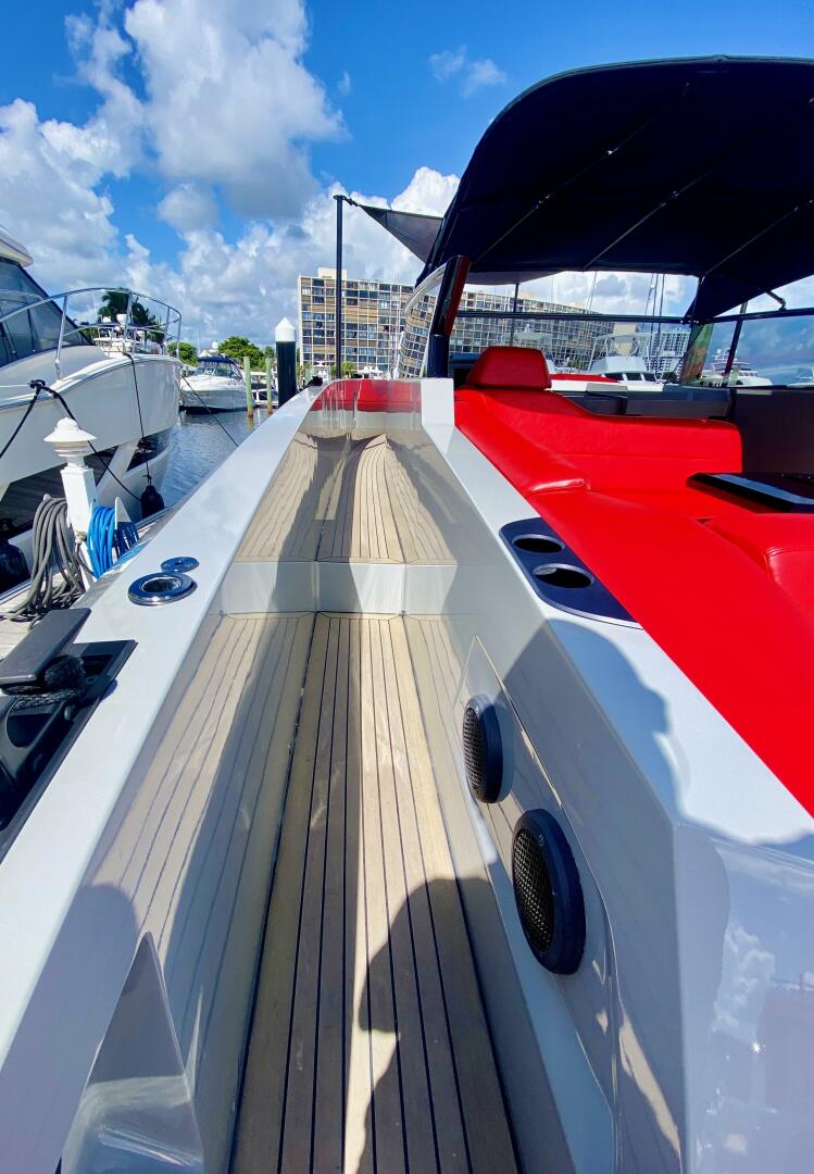2020 Vanquish VQ45 - Image 7