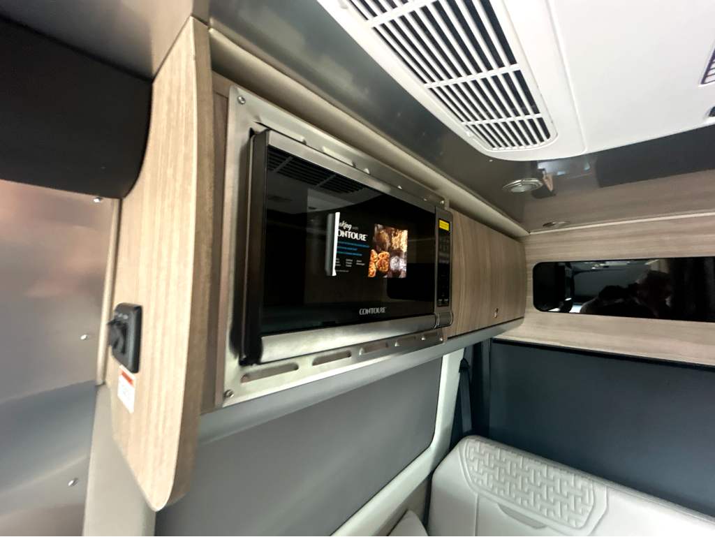 2027 AIRSTREAM INTERSTATE 19GTX - Image 14