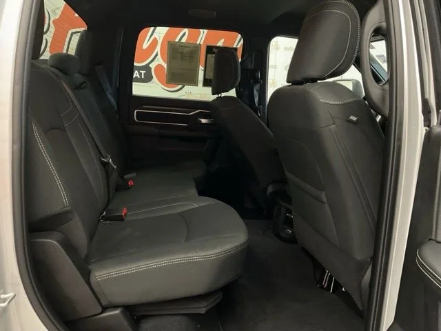 2026 Ram 2500 Big Horn 4x4 Crew Cab 6'4" Box - Image 24