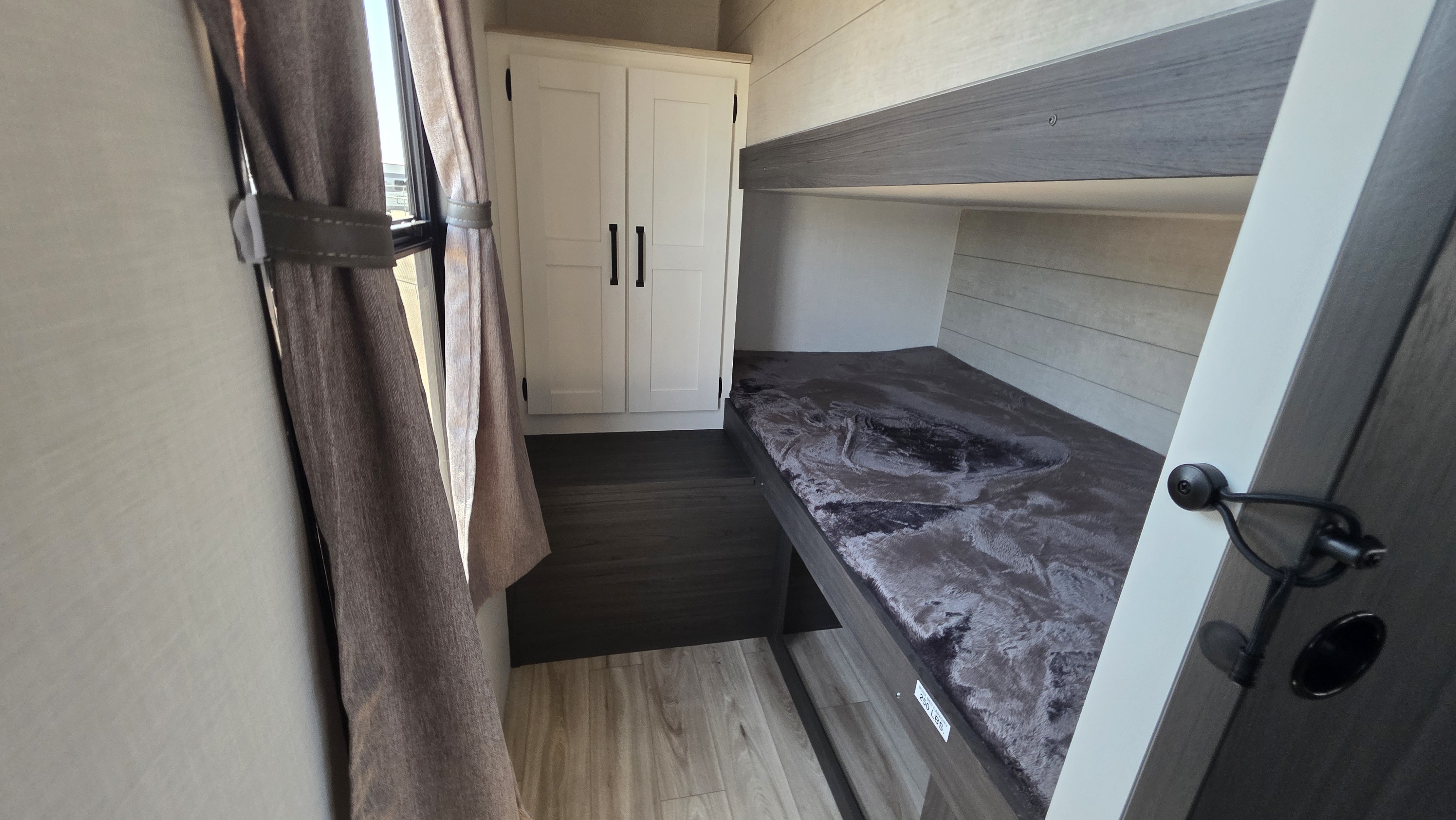 2027 VENTURE RV SIENNA 311VDB - Image 15