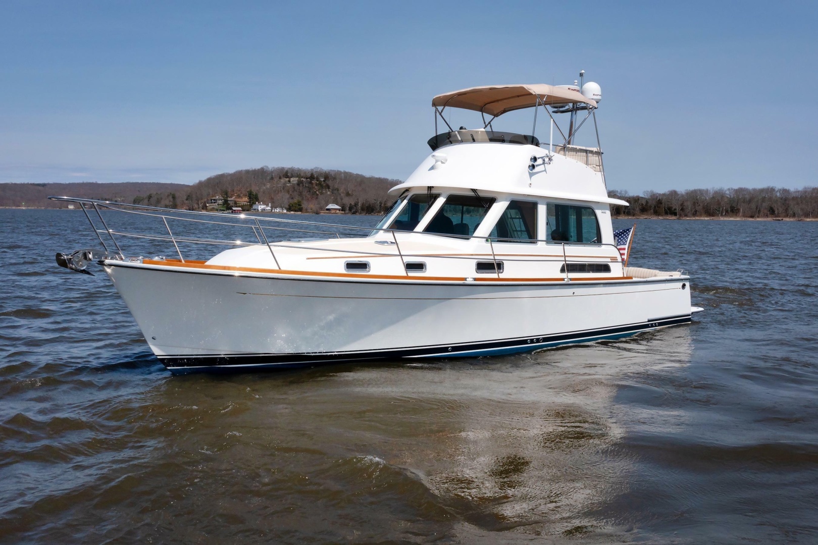 2016 Sabre 42 Fly Bridge Sedan - Image 39