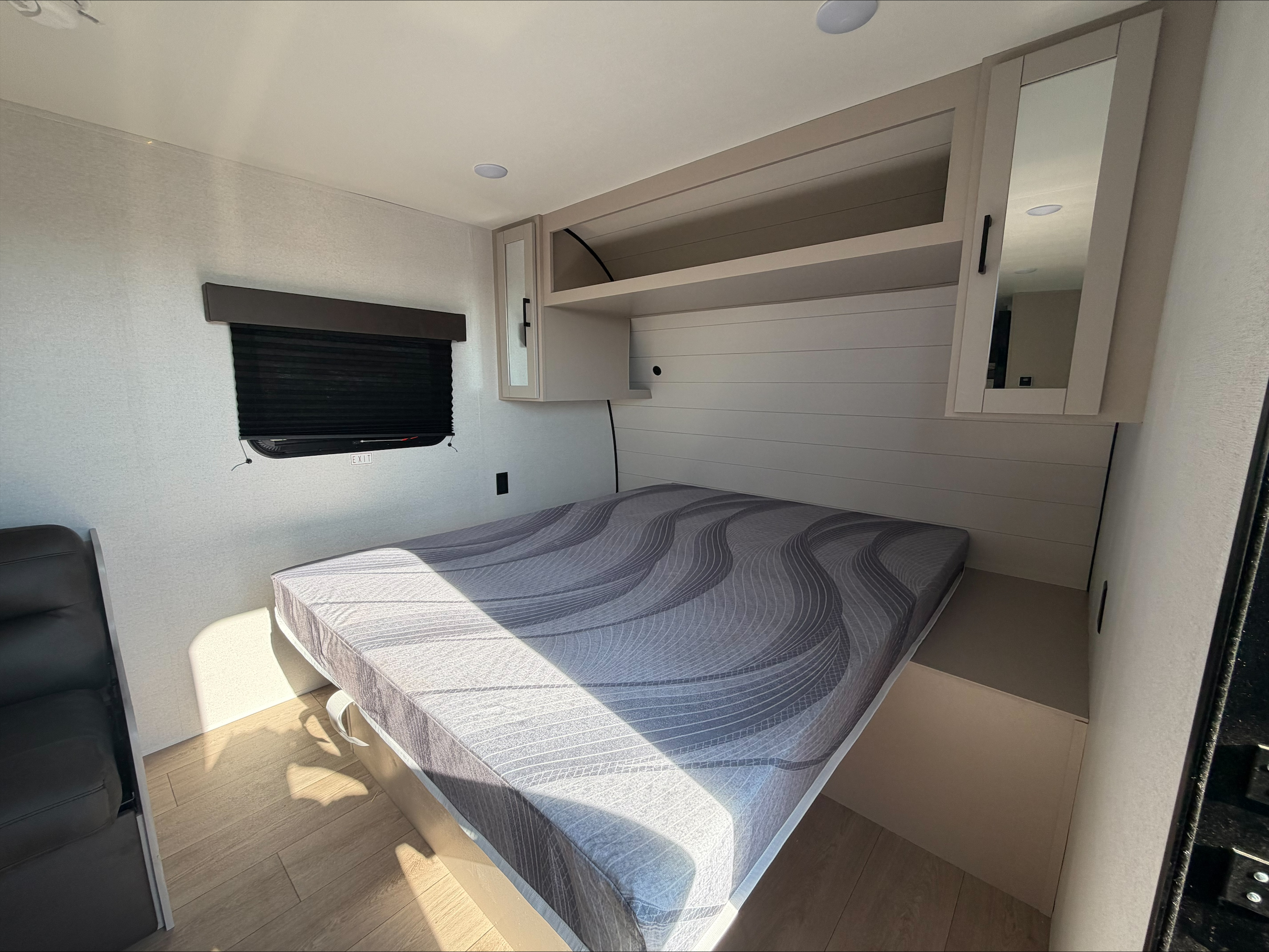 2027 JAYCO JAY FLIGHT 250BH - Image 25