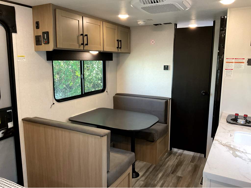 2026 JAYCO Jay Flight SLX 175 FQ - Image 16